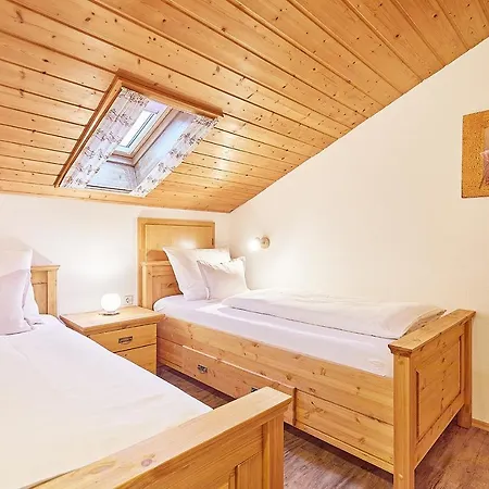 Haus Kohlpointner Обервёссен